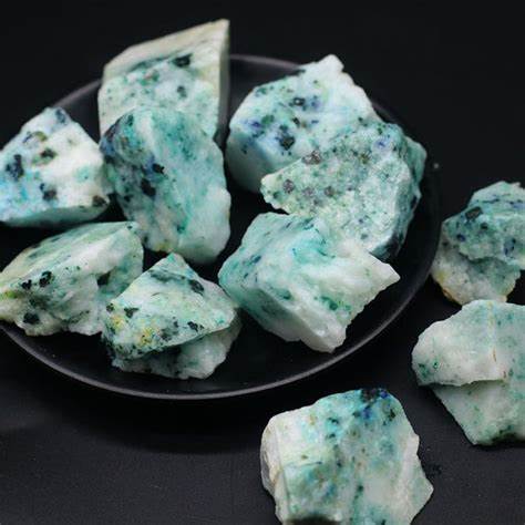 Phoenix Stone, Raw