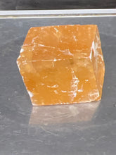 Amber Calcite (Honey) Raw (1)