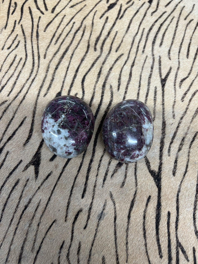 Pink Tourmaline (Rubellite), Palm