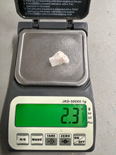 Tugtupite, Raw