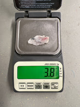 Tugtupite, Raw