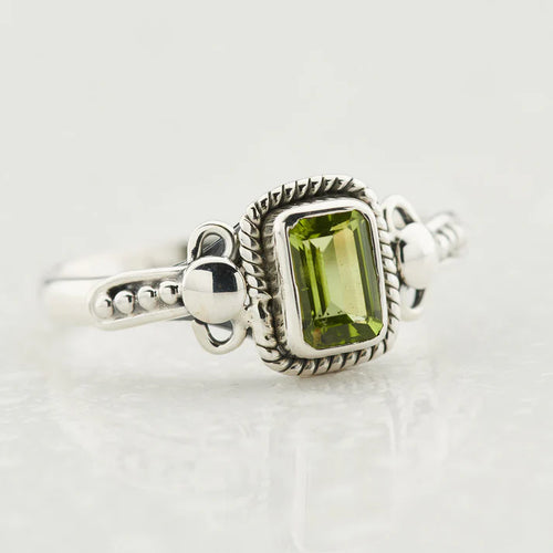 Peridot Sterling Silver Orion Ring (Size 9)