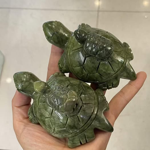 Nephrite (Jade), Turtle and Baby