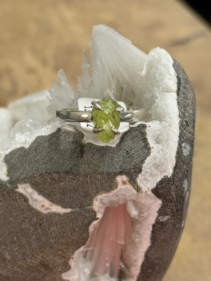 Peridot Ring Size 9