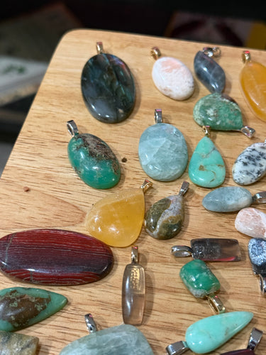 Random Stone Pendent