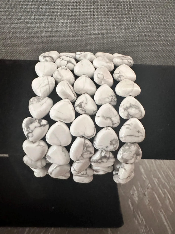 10 MM Howlite Heart Bracelet