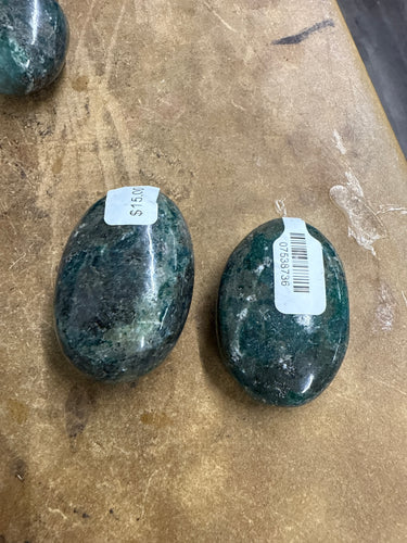 Verdite, Palm Stone