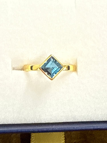 Gold Square Blue Topaz Ring Size 8