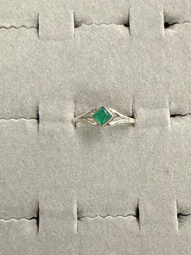 Green Onyx Ring Size 8