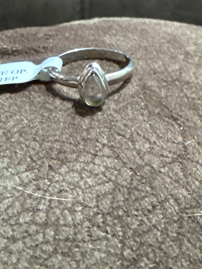 Hyalite Opal Ring  Size 7 (U-V Reactive)