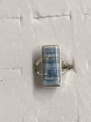 Blue Scheelite Sterling Silver Ring (Size 7)