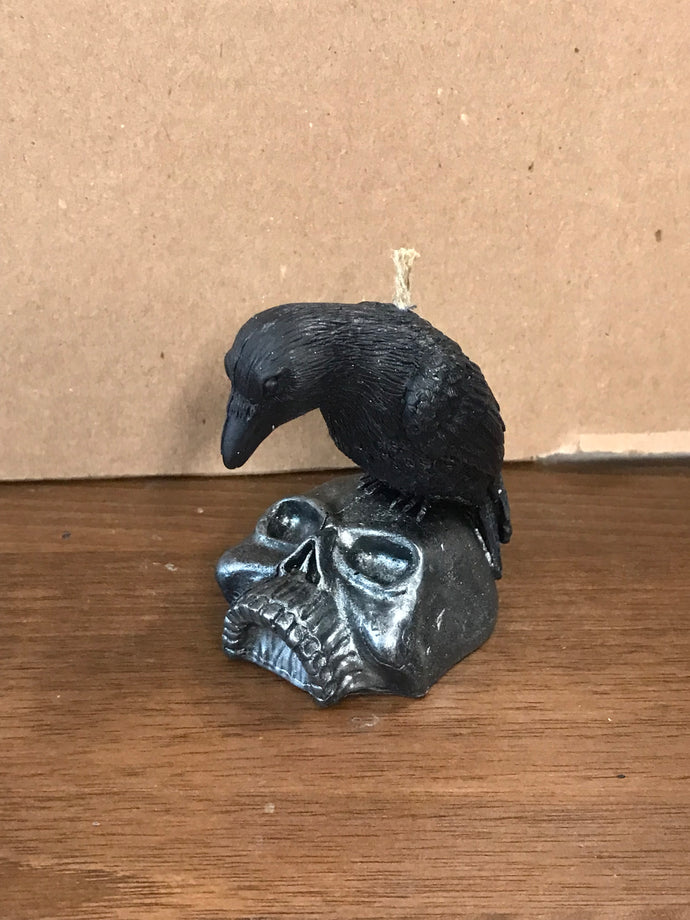 Raven on Skull Candle